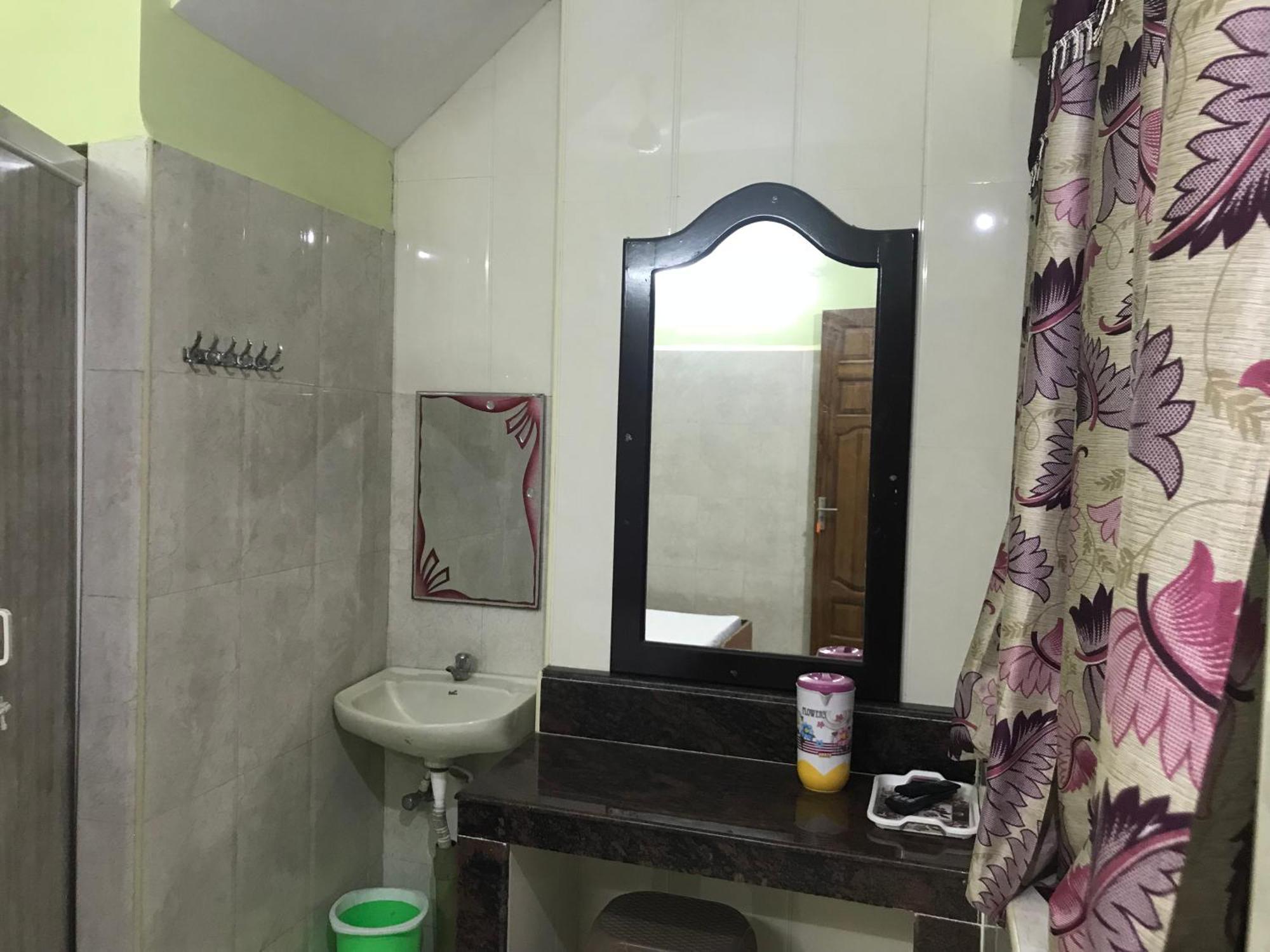 Rehoboth Home Stay Канниякумари Экстерьер фото